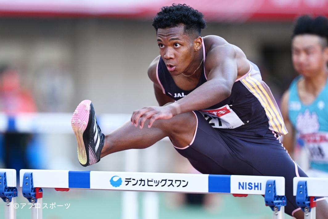 村竹ラシッド選手(110mハードル)